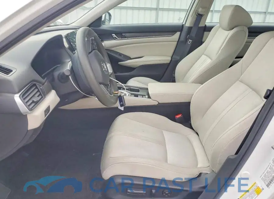 1HGCV3F45KA012573# 7