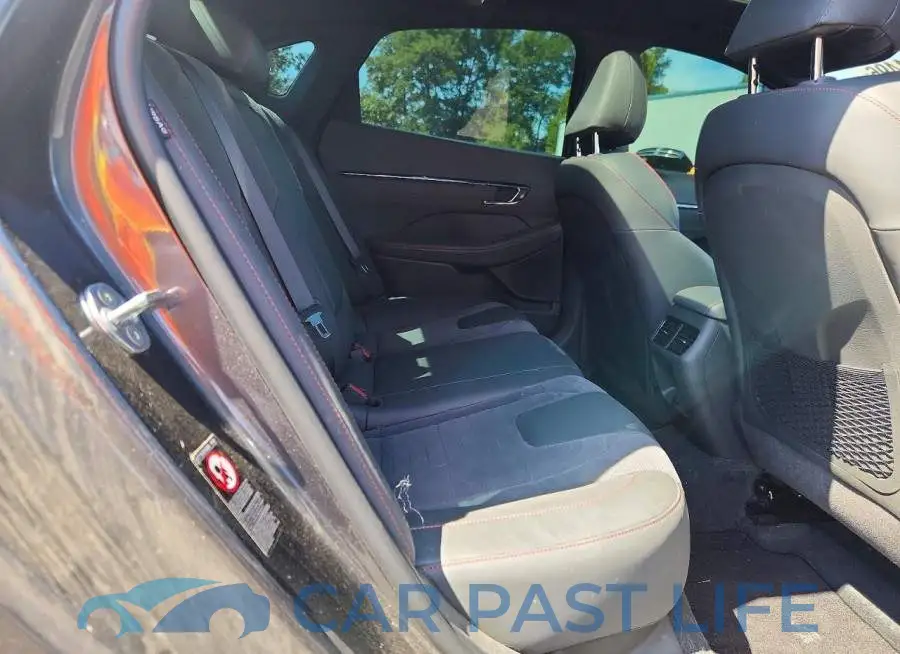 KMHL14JC8NA224883# 10