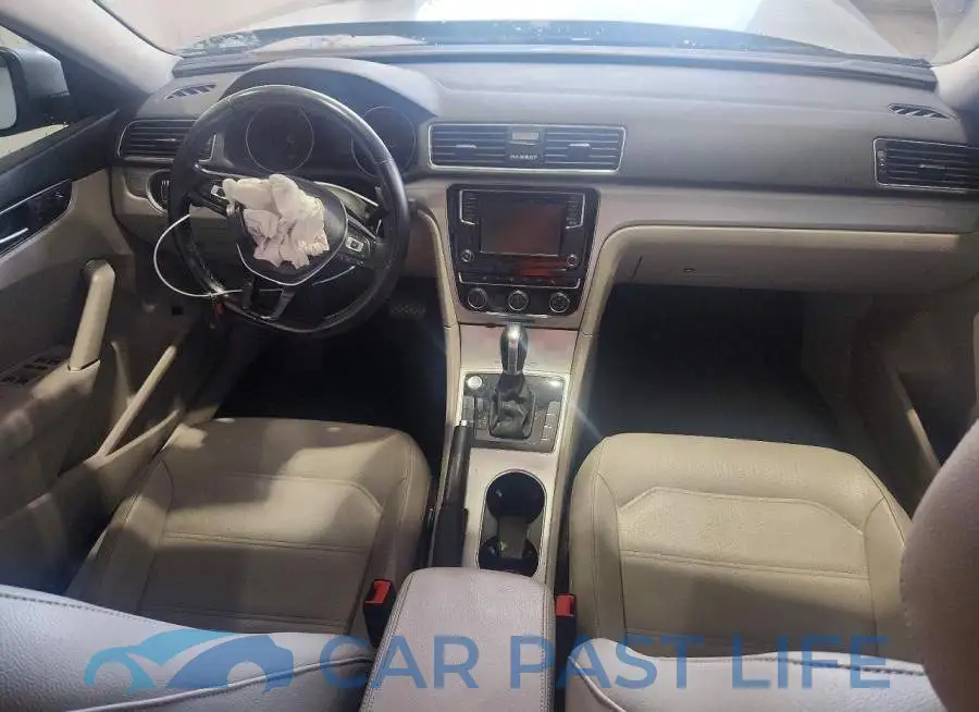 1VWLA7A36KC003284# 8