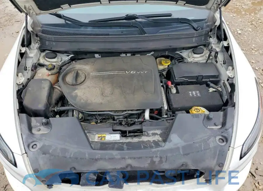1C4PJLCS5HW535084# 11