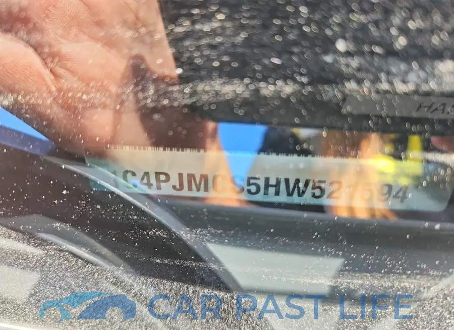 1C4PJMCS5HW521594# 13