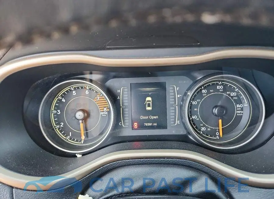 1C4PJMCS5HW521594# 9