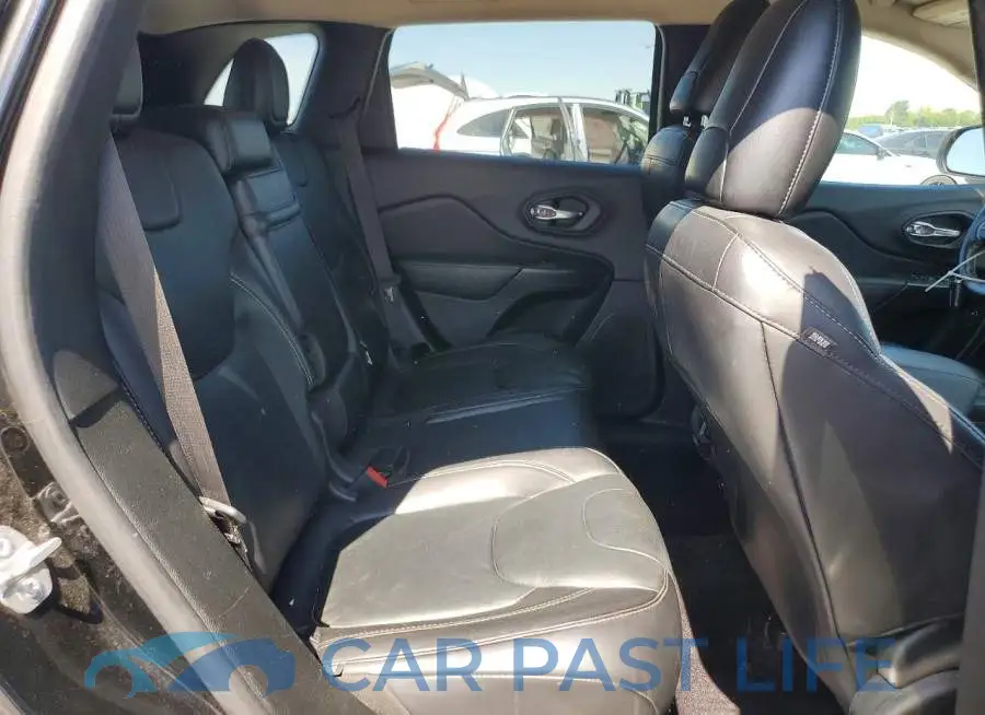 1C4PJMDB6HW512045# 11