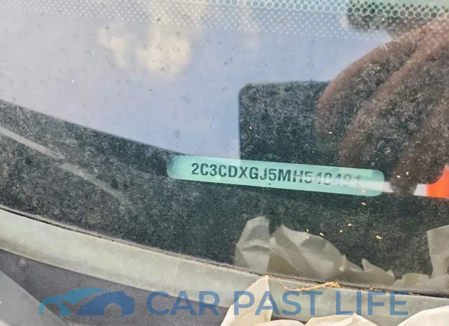 2C3CDXGJ5MH540491# 12