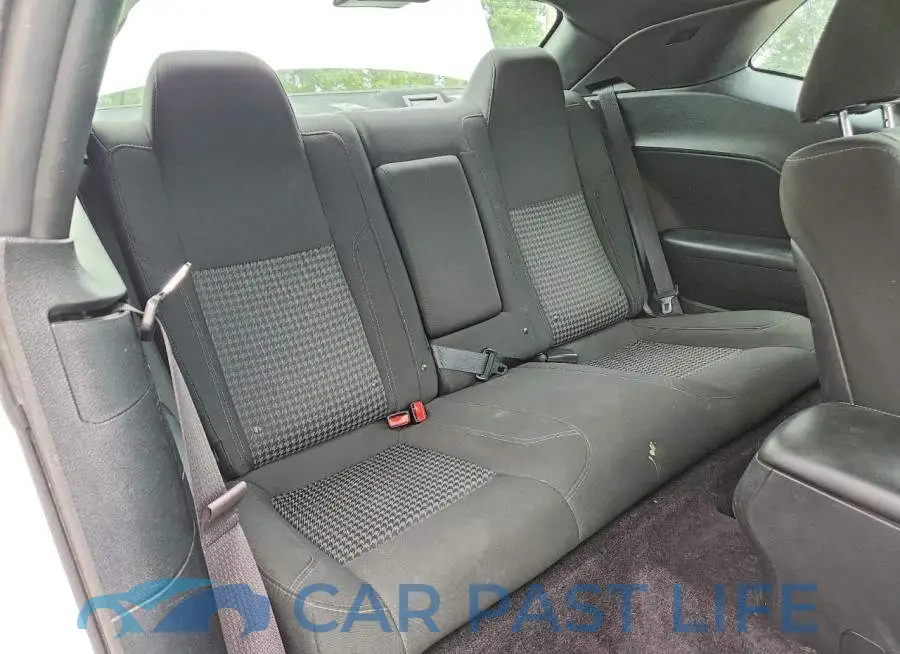 2C3CDZAG7HH658704# 10