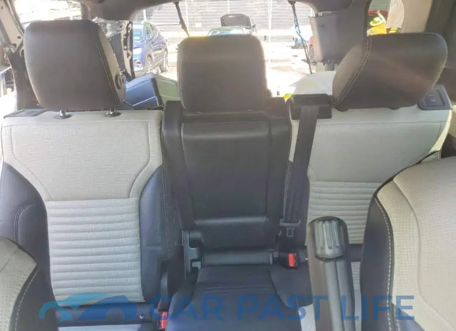 SALRT2RX1M2447918# 10