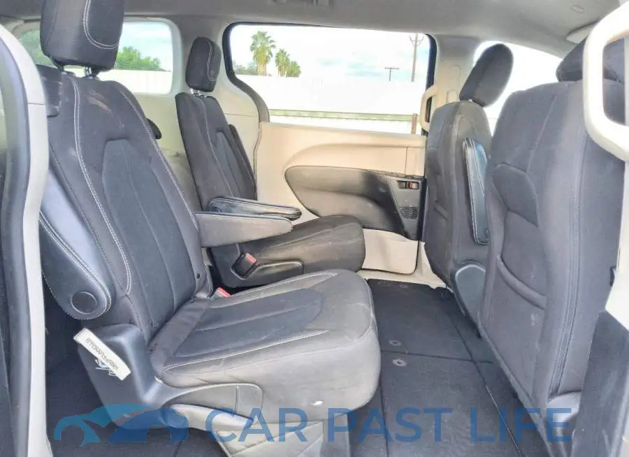 2C4RC1CG5PR519638# 11