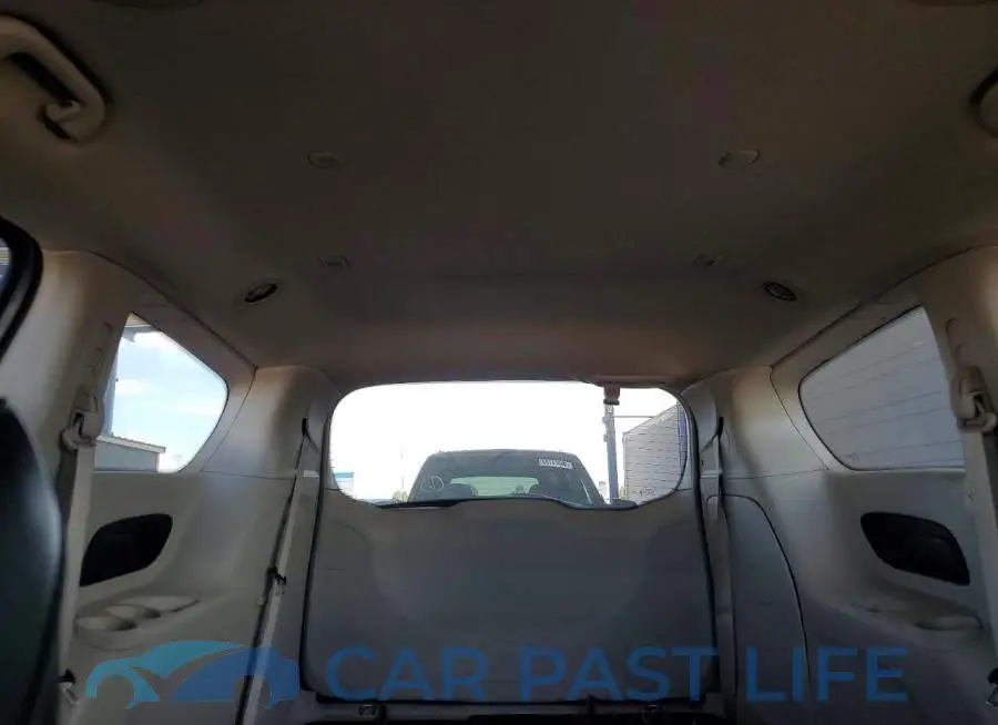 2C4RC1DG2LR268263# 10
