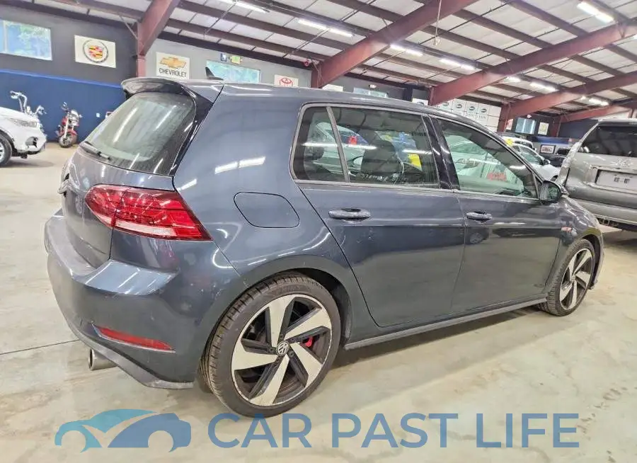 3VW5T7AU5LM016894# 3