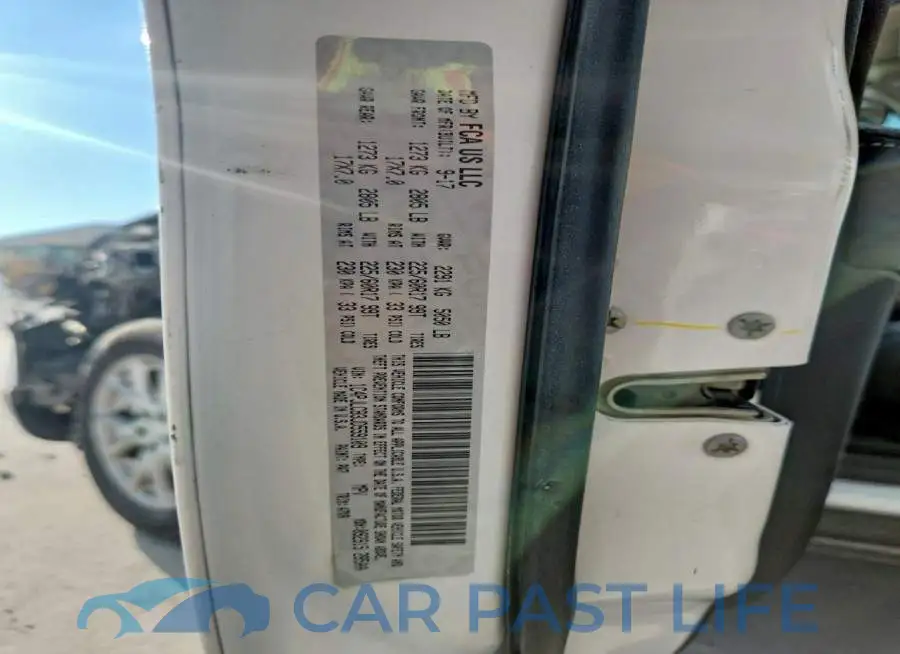 1C4PJLCB3JD559109# 14