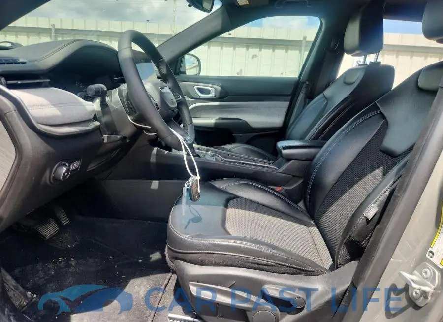 3C4NJDBN1PT526928# 7