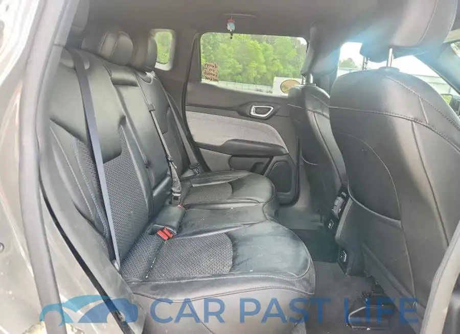 3C4NJDBN1PT526928# 11