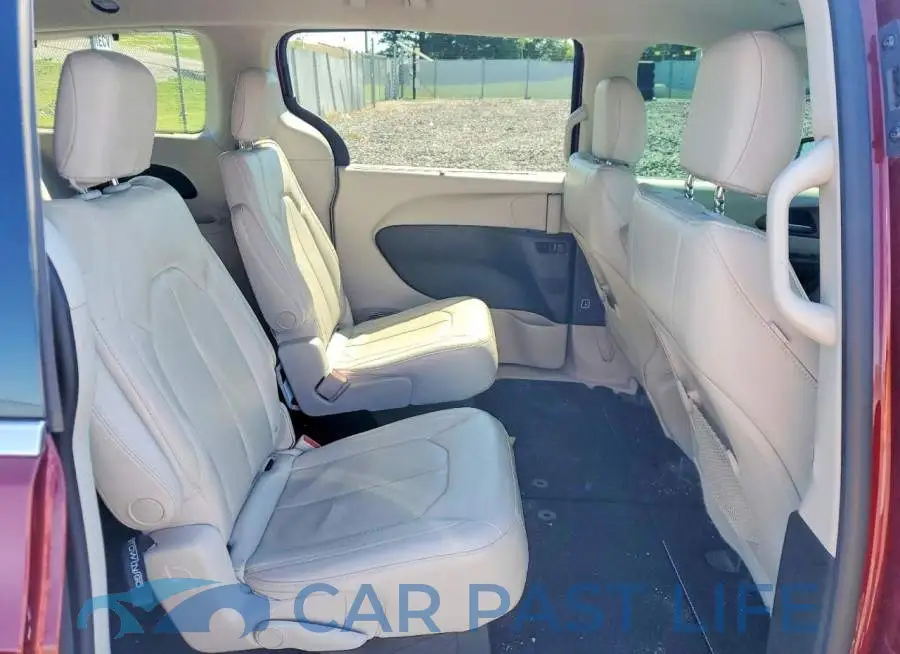 2C4RC1BG5JR317276# 11