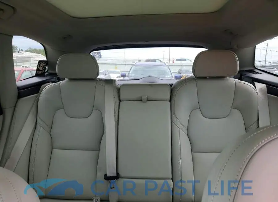 YV4062RX9P1276978# 10