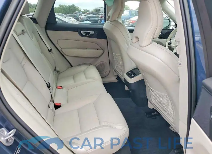 YV4062RX9P1276978# 11