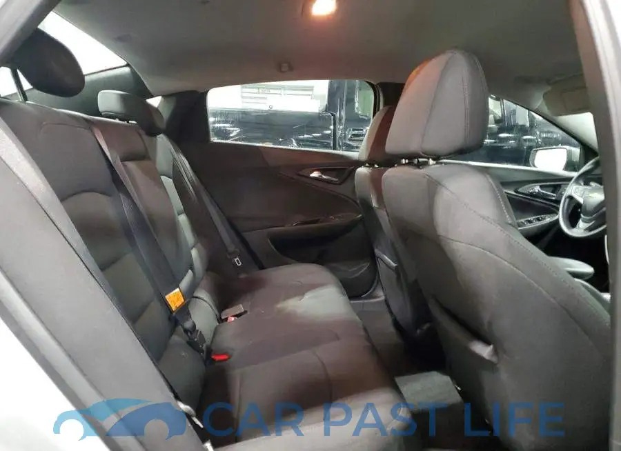 1G1ZB5ST7HF192671# 10