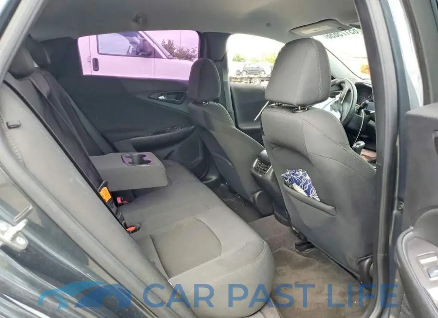 1G1ZE5STXHF102615# 10