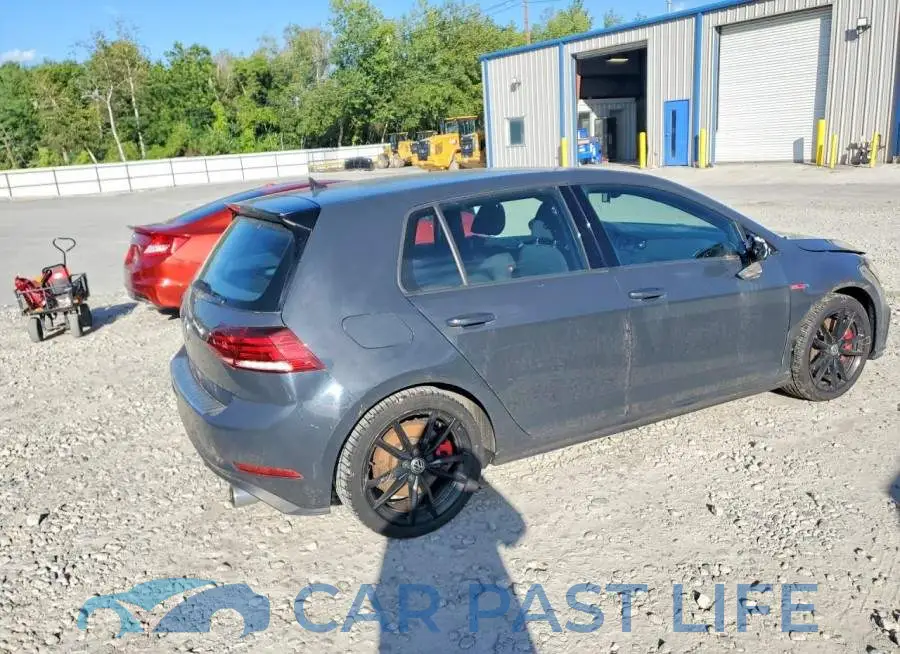 3VW5T7AU4KM004993# 3
