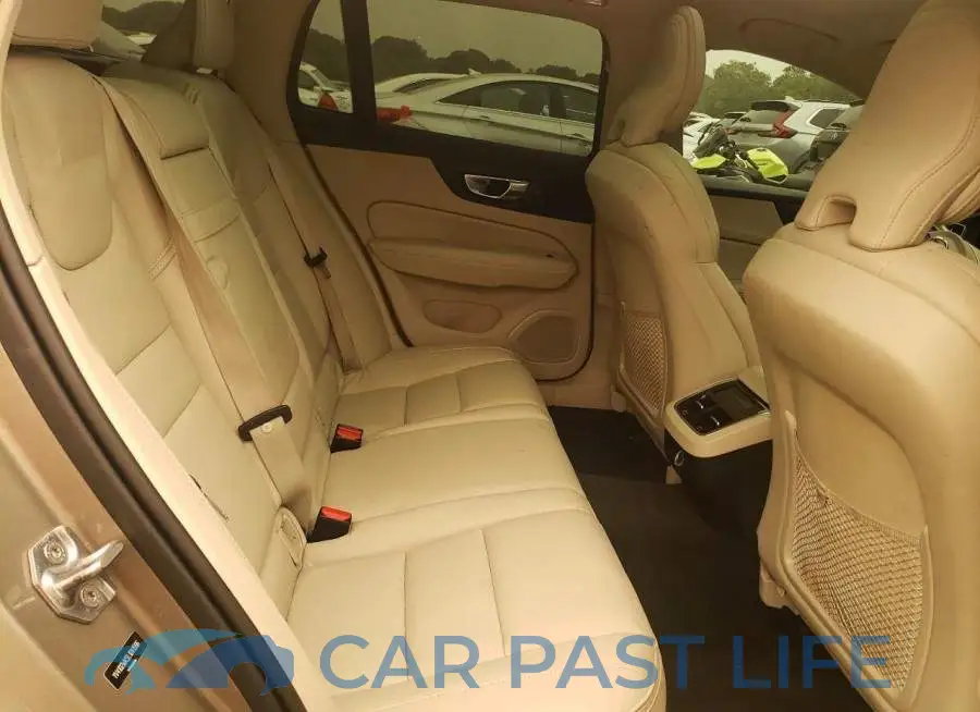YV4102WK5L1041566# 10