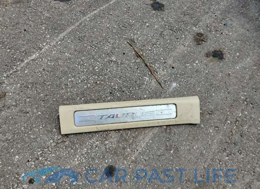 1FAHP2F89KG101271# 12