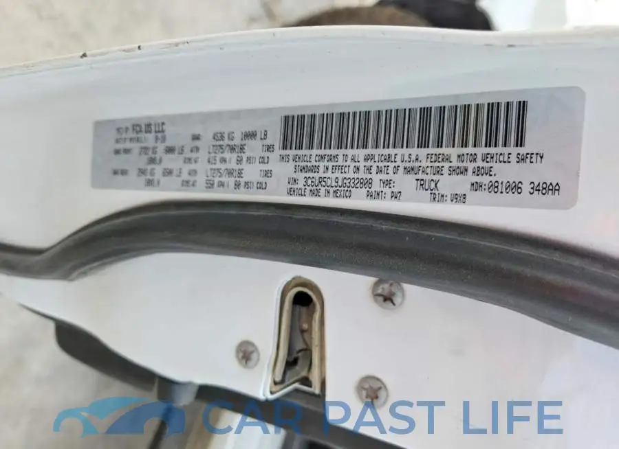 3C6UR5CL9JG332808# 12
