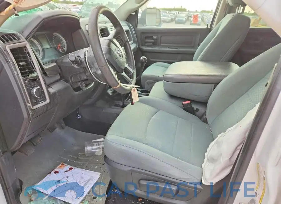 3C6UR5CL9JG332808# 7