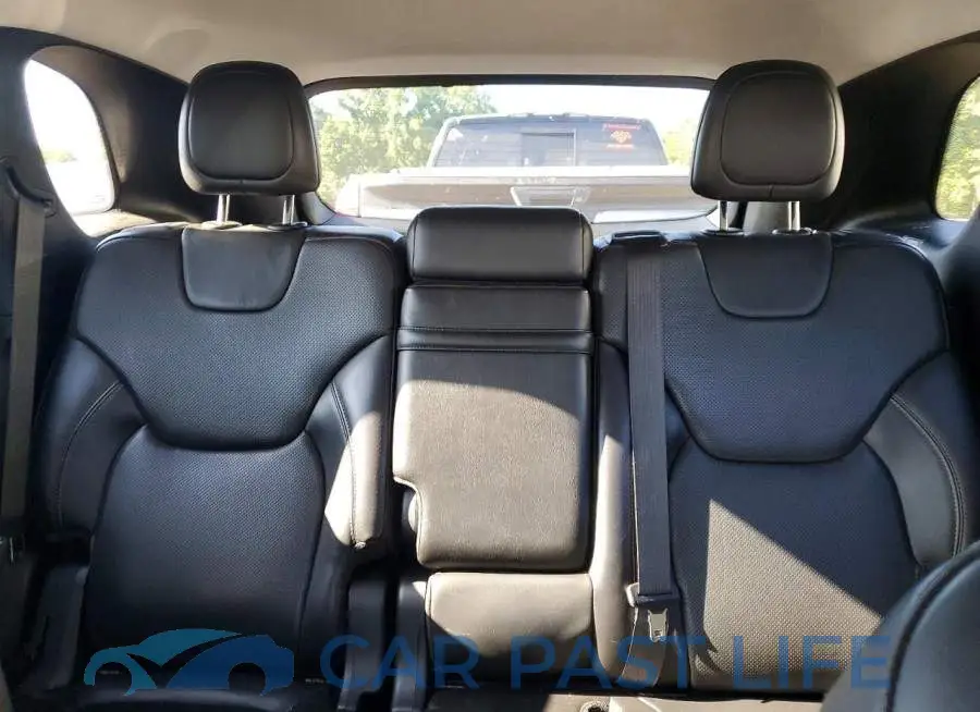 1C4PJMDN2KD180263# 10