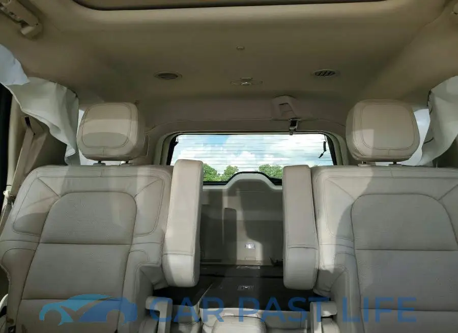 5LMJJ2LT8MEL18419# 10