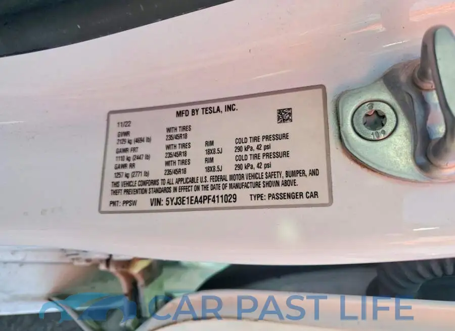 5YJ3E1EA4PF411029# 12