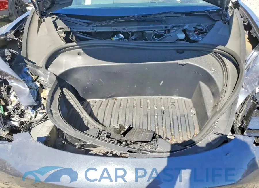 5YJ3E1EA5PF596188# 11