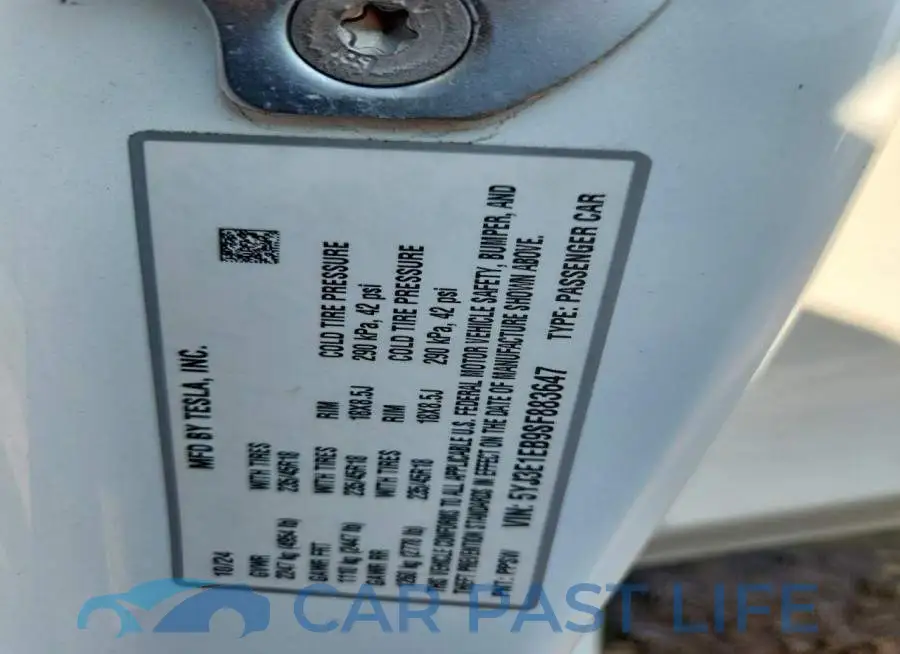 5YJ3E1EB9SF883647# 12