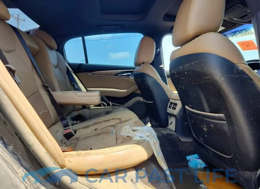 1G6DS5RW0P0123567# 10
