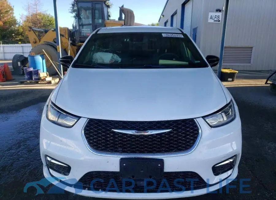 2C4RC1BG6TR172171# 5