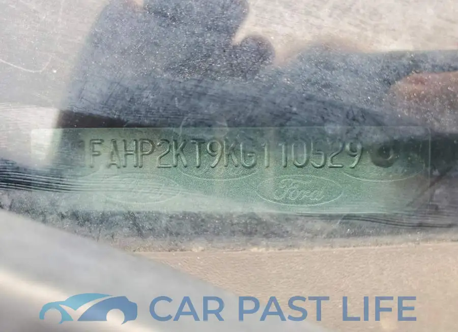 1FAHP2KT9KG110529# 12