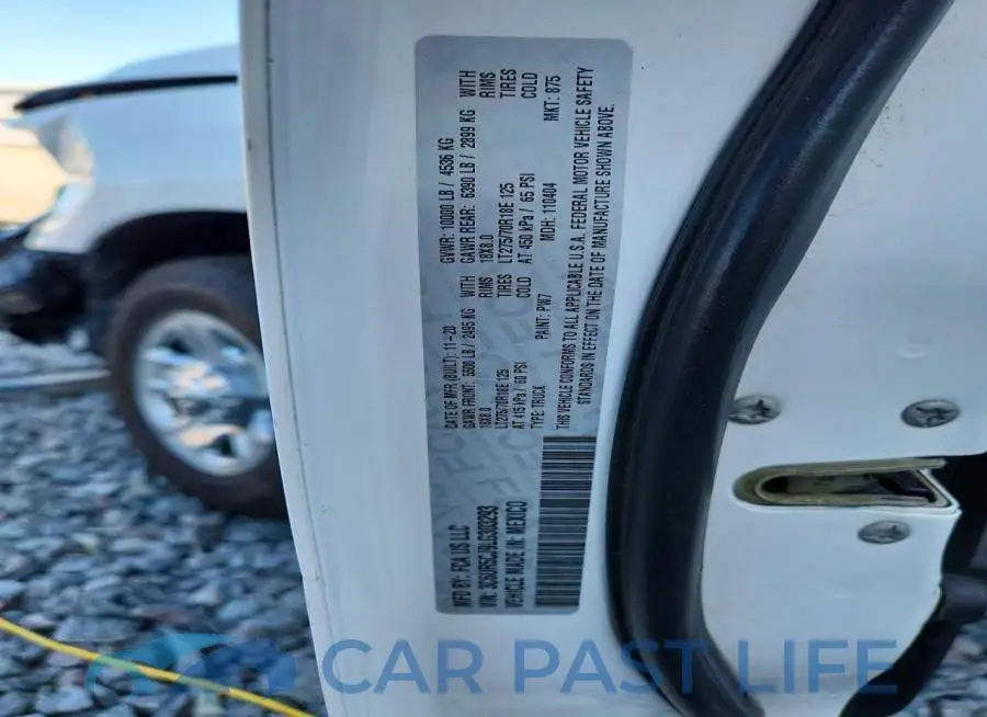 3C6UR5CJ9LG303293# 12