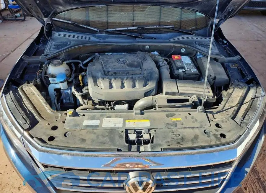 1VWSA7A37NC005772# 11