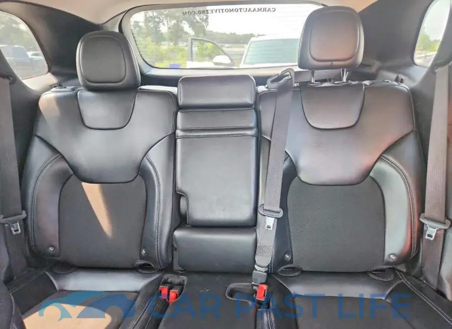 1C4PJLLX1KD170823# 10