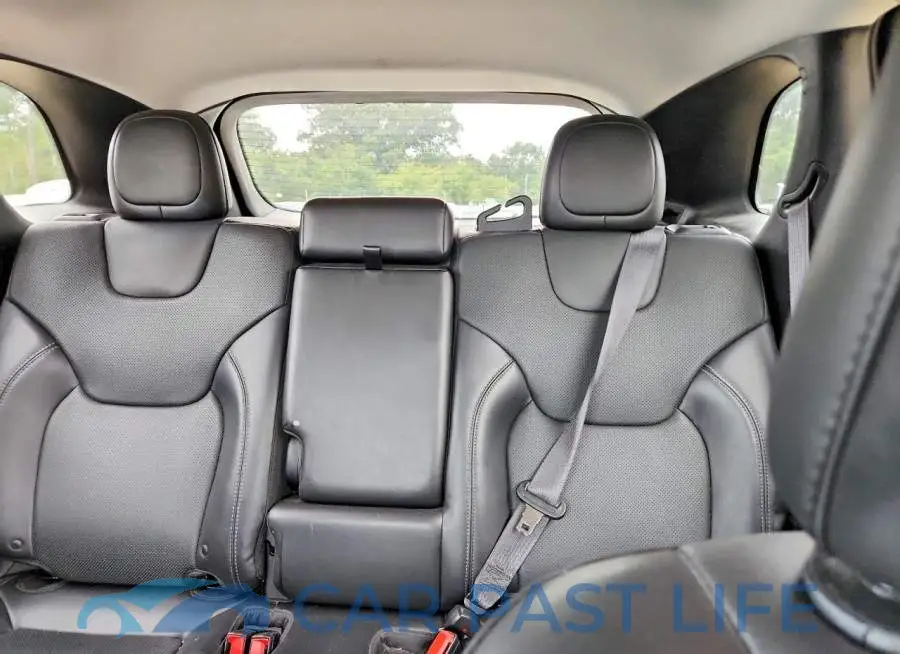 1C4PJMDX6KD412624# 10
