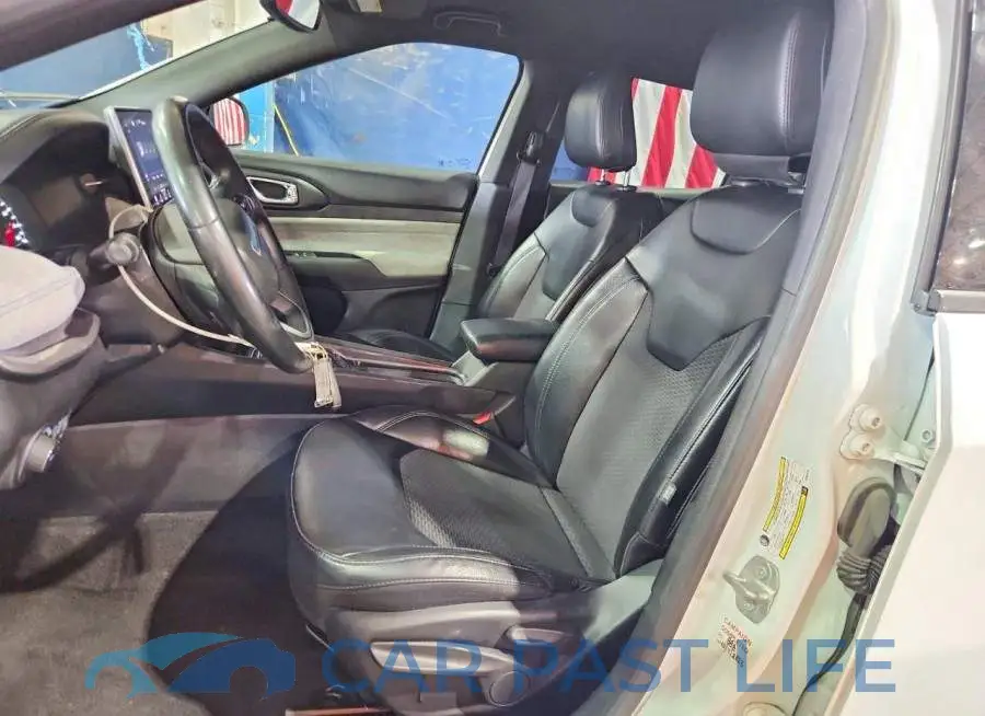 3C4NJDBN7PT552949# 7
