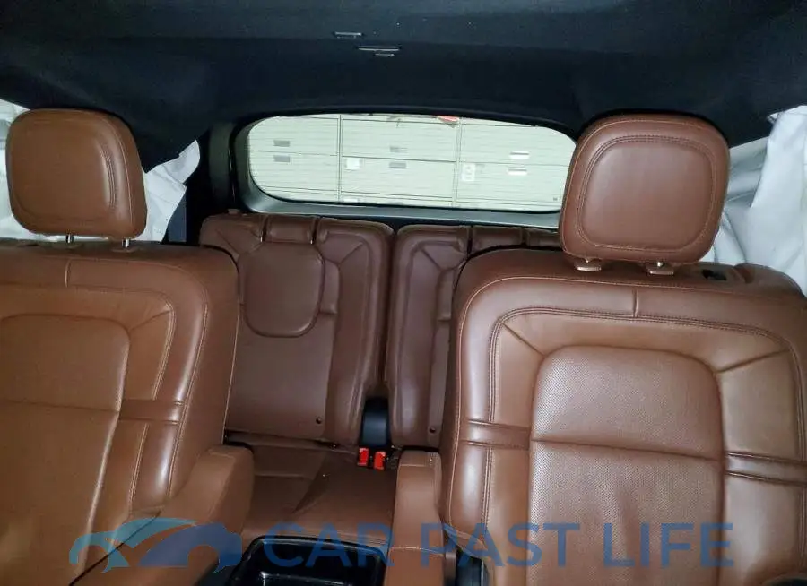 5LM5J7XC0LGL21195# 10