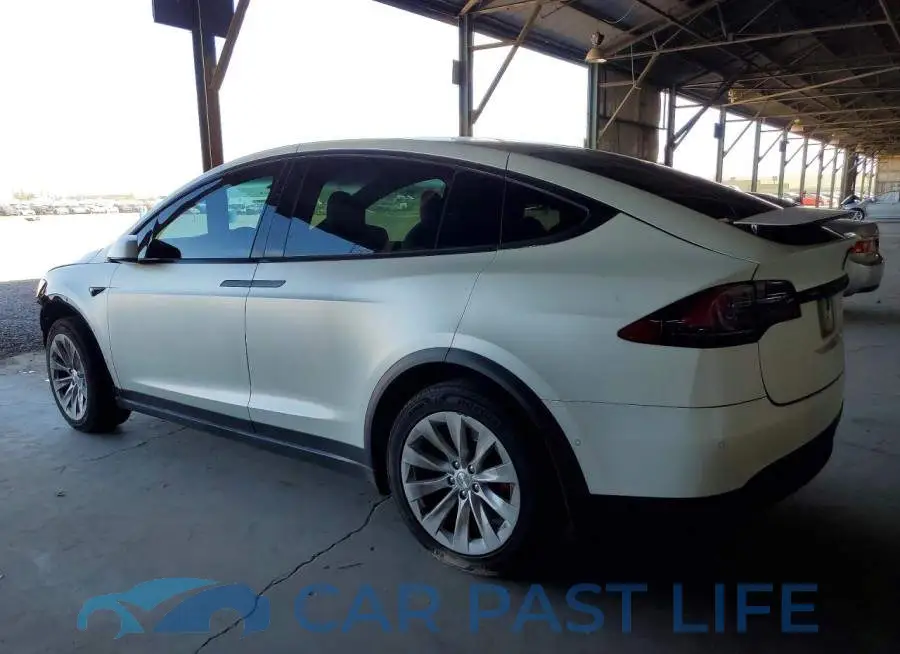 5YJXCAE2XLF285091# 2