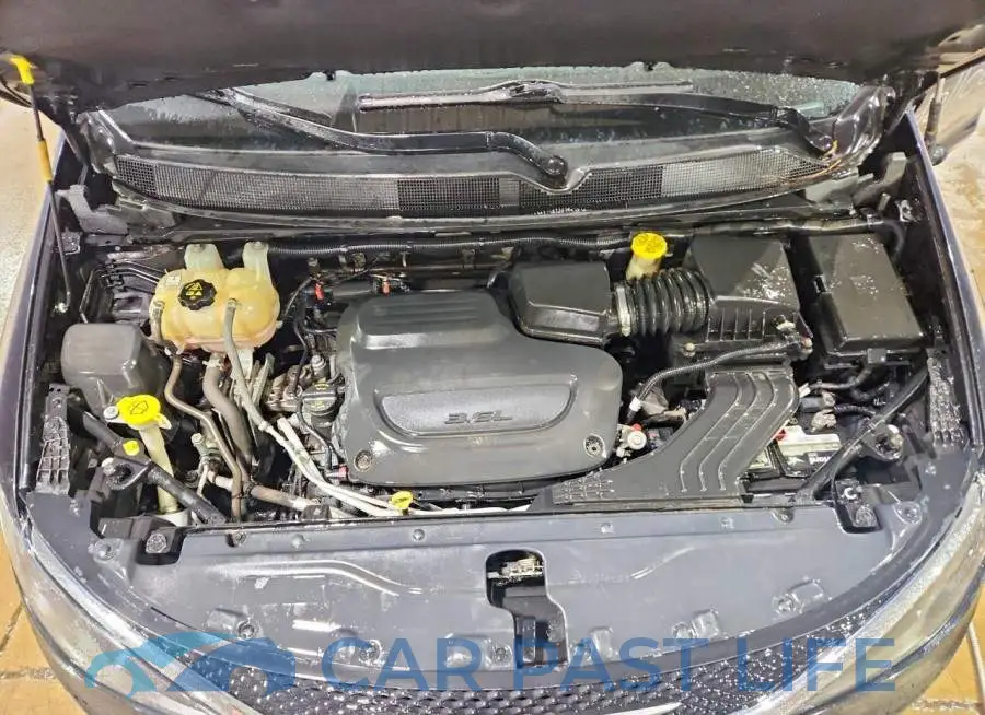 2C4RC1DG5LR261775# 12