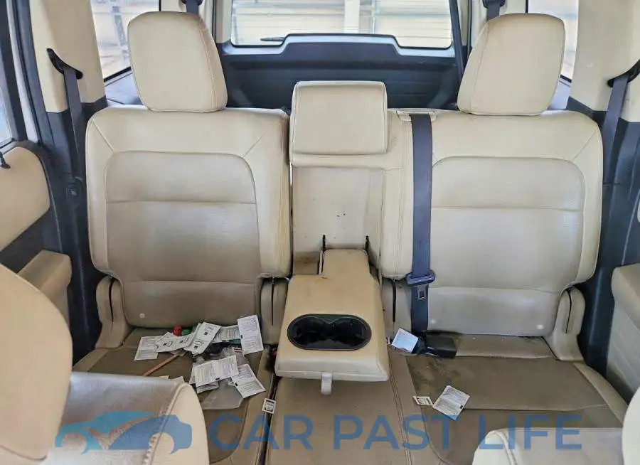 2FMHK6DT2JBA09945# 10