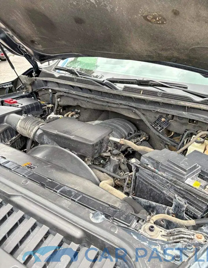1GT49PE75LF185363# 7