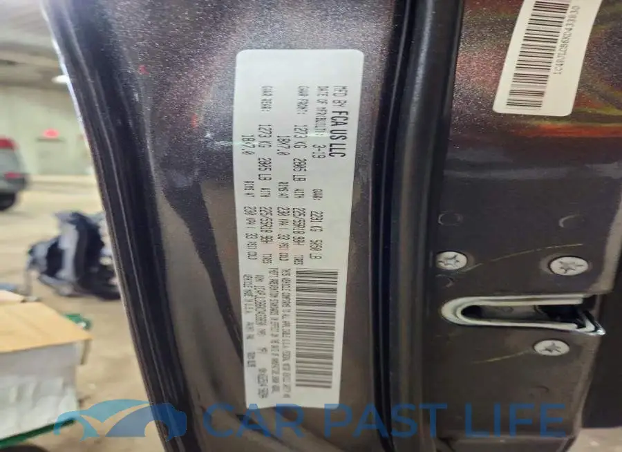 1C4PJLDB6KD433830# 14