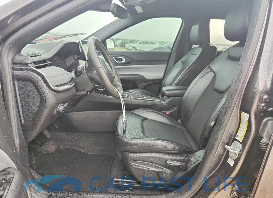 3C4NJDBNXPT519492# 7