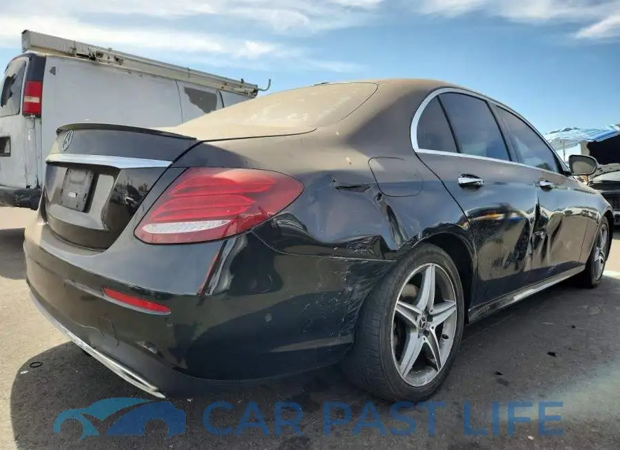 WDDZF4JBXKA525888# 3
