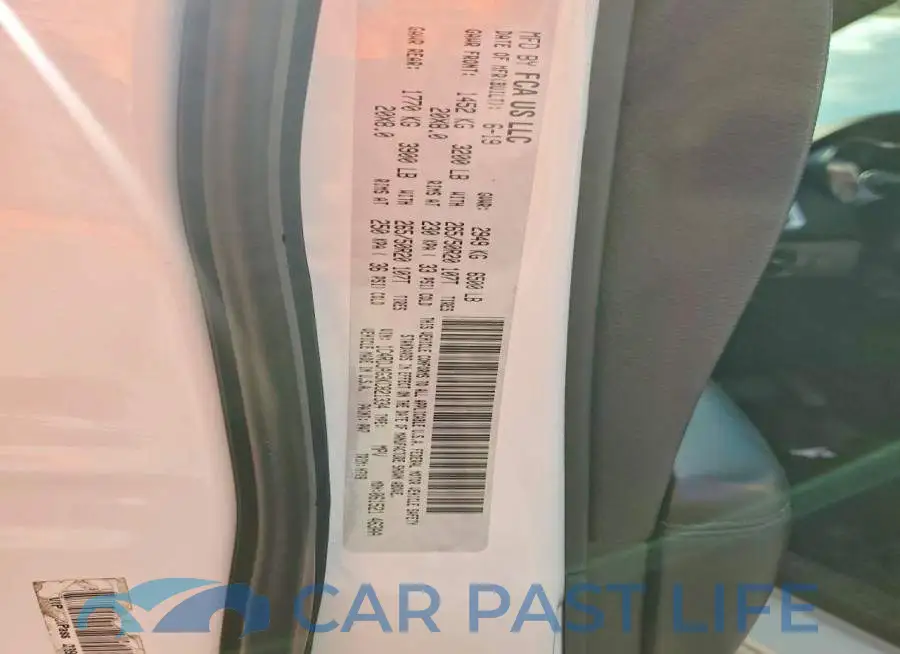 1C4RDJAG3KC821334# 13