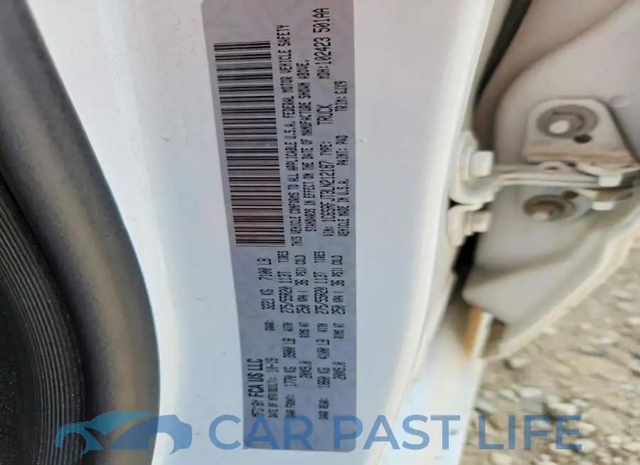 1C6SRFJT3LN212187# 12