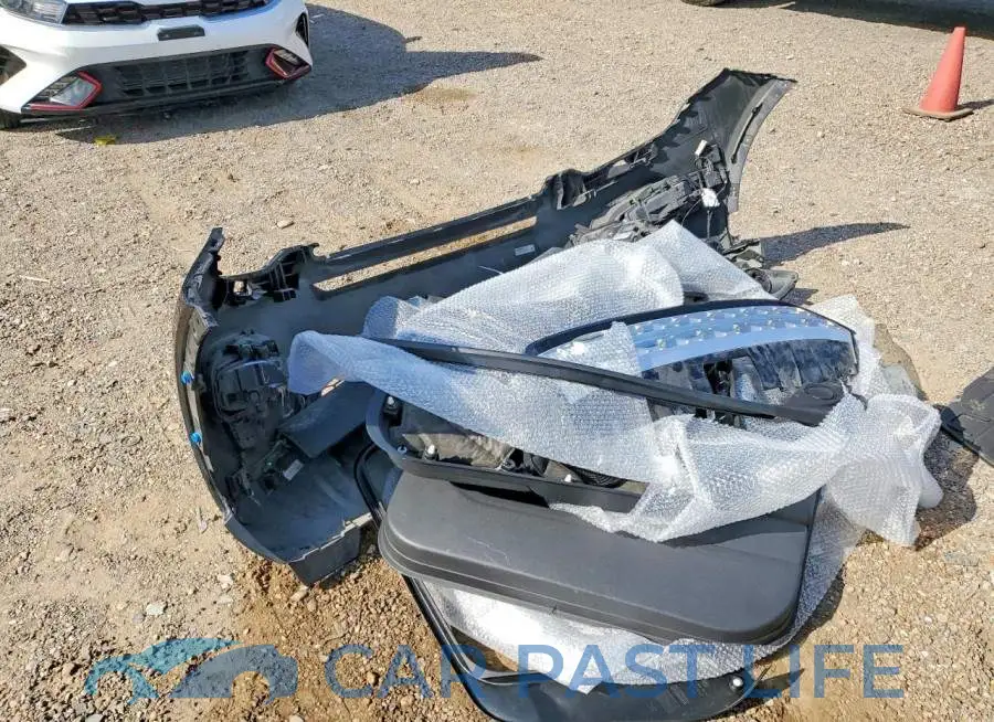 SALCR2RX9JH738695# 12
